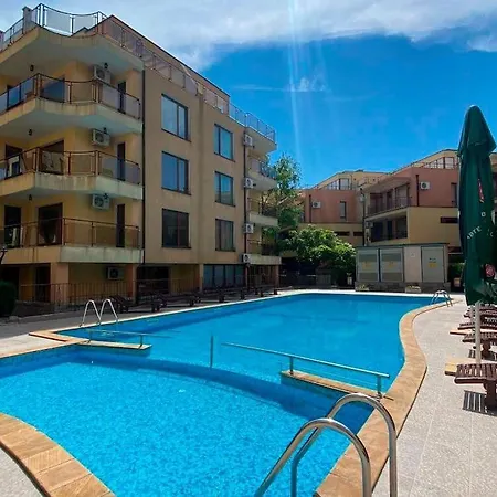 Three-room Апартаменты