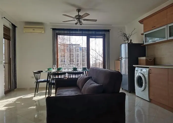 Three-room Daire Sveti Vlas