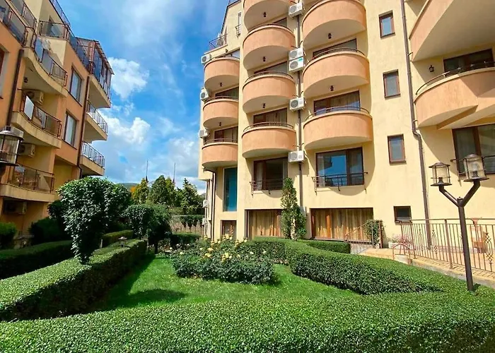 Daire Three-room Sveti Vlas