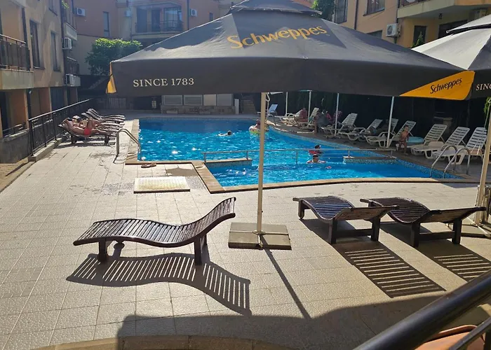 Daire Three-room Sveti Vlas