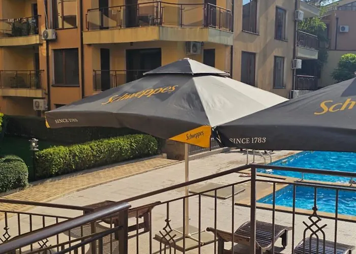 Three-room 아파트